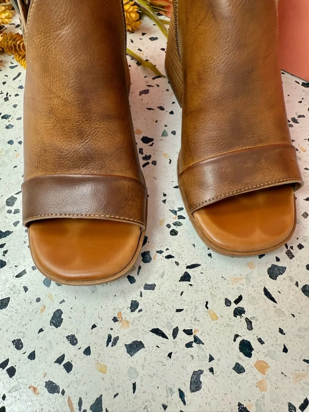 Kork-Ease Panela Tan Cognac Chunky Heel Peep Toe Women’s Booties Sz 10